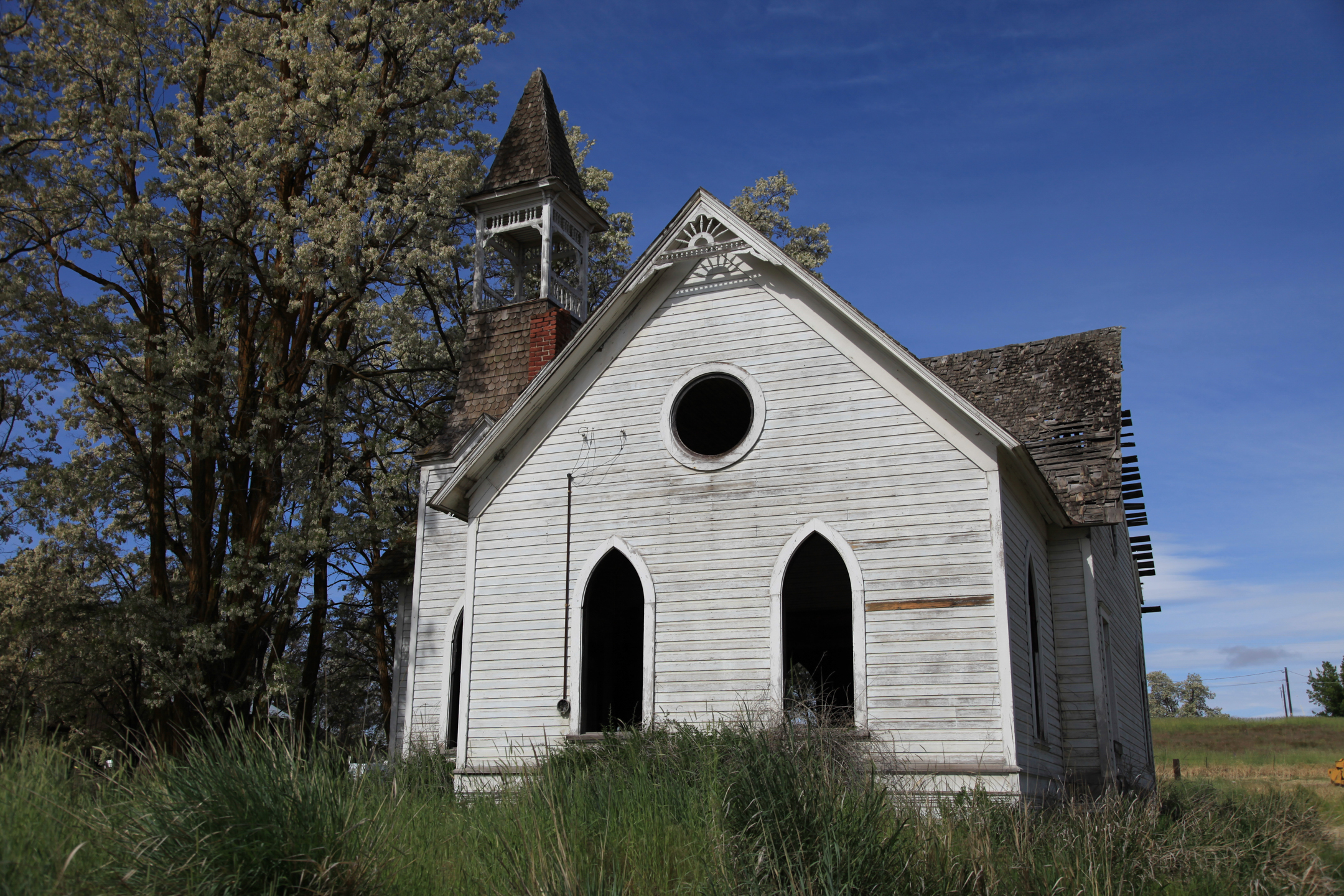 Photography: Grass Valley Church 1